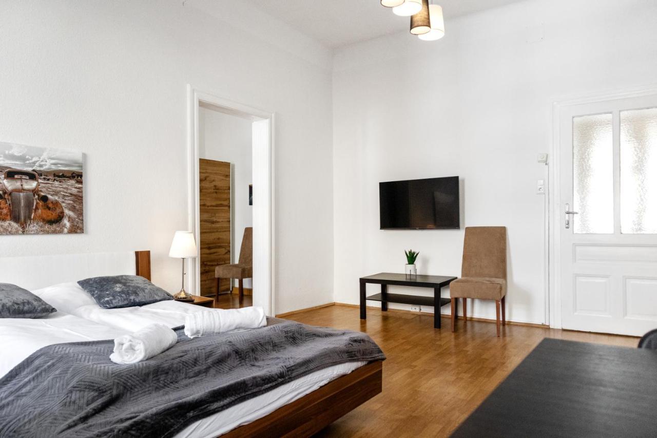 Beautiful 2Br Aptartment 12 Minutes To Downtown Bécs Kültér fotó